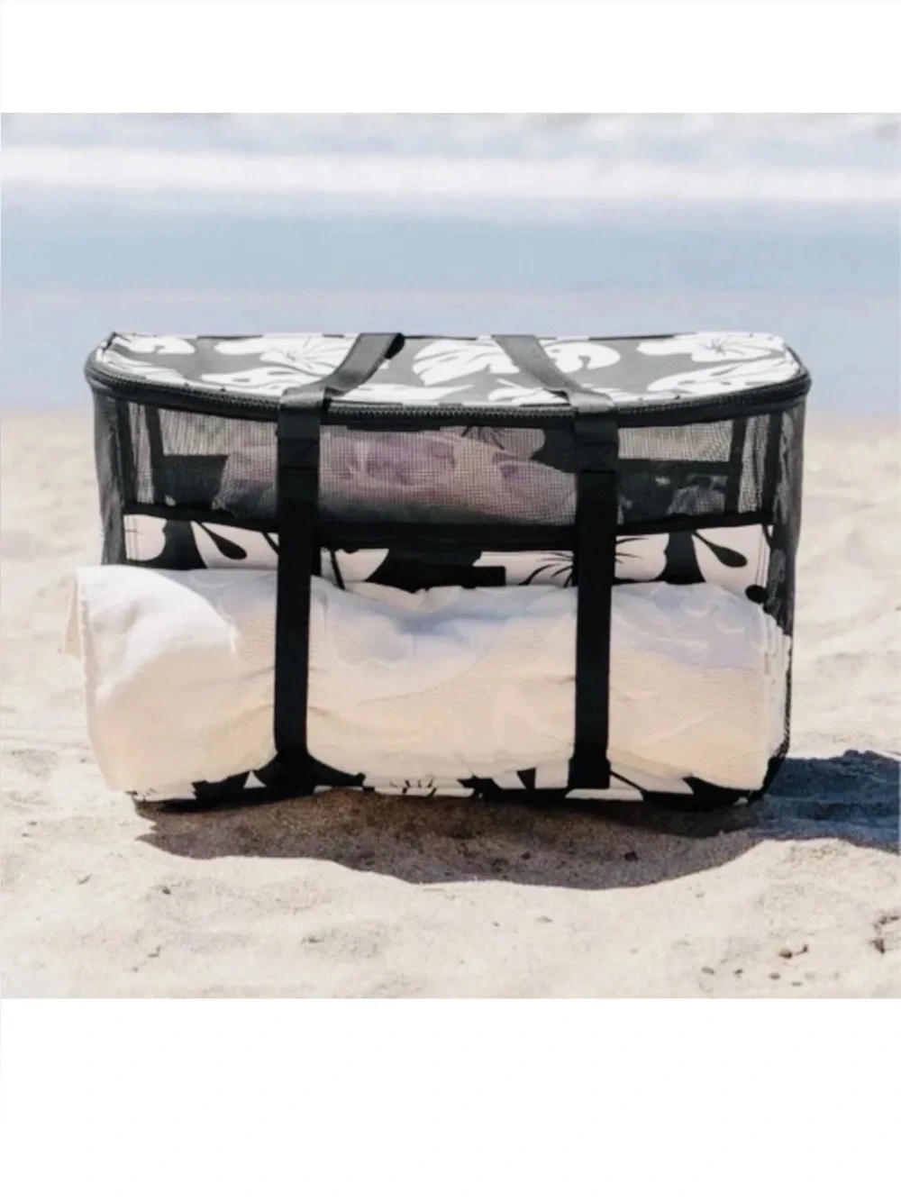 Aloha + CleverMade Collapsible Beach Tote Black